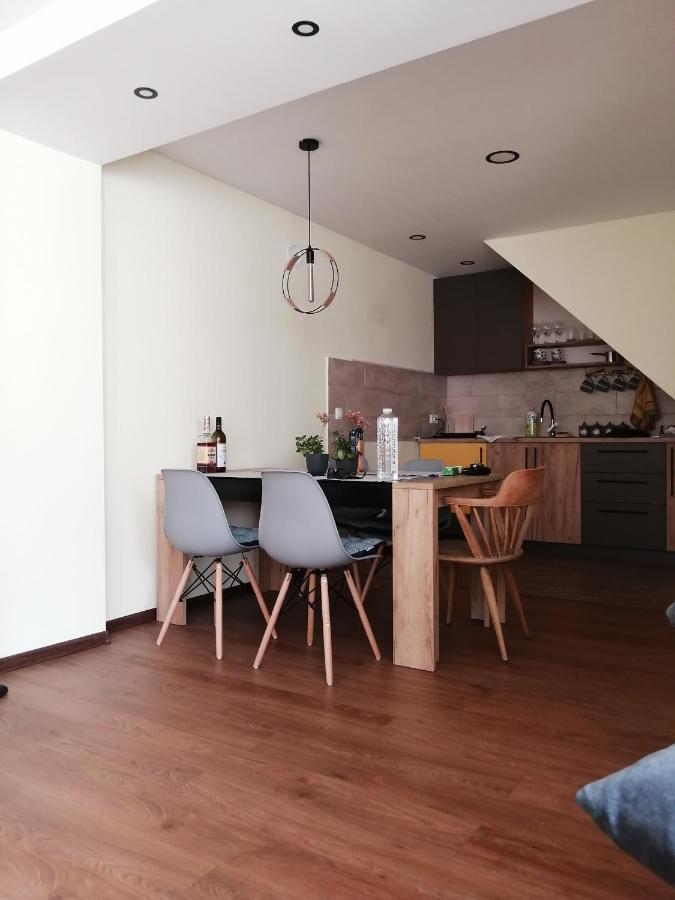 Nikas Apartman 下米拉诺瓦茨 外观 照片