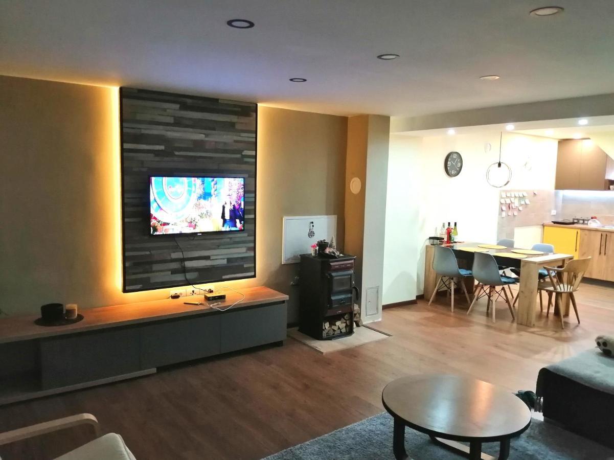 Nikas Apartman 下米拉诺瓦茨 外观 照片